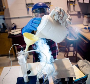 Bristol_et_al-2020-Thermomagnetic_ET_Minerals.jpg